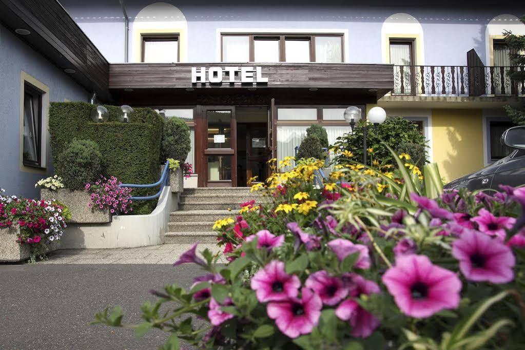 אונטרפרמסטאטן Hotel Der Stockinger מראה חיצוני תמונה